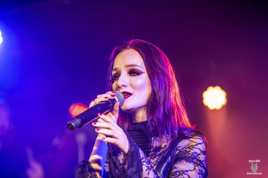 Penumbra female singer