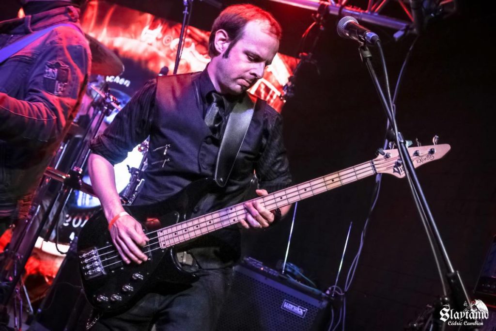 Penumbra's bass player in concert